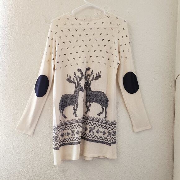 Forever 21 Sweater Large Reindeer Elbow Patches Navy Cream Nordic Holiday - Picture 2 of 13